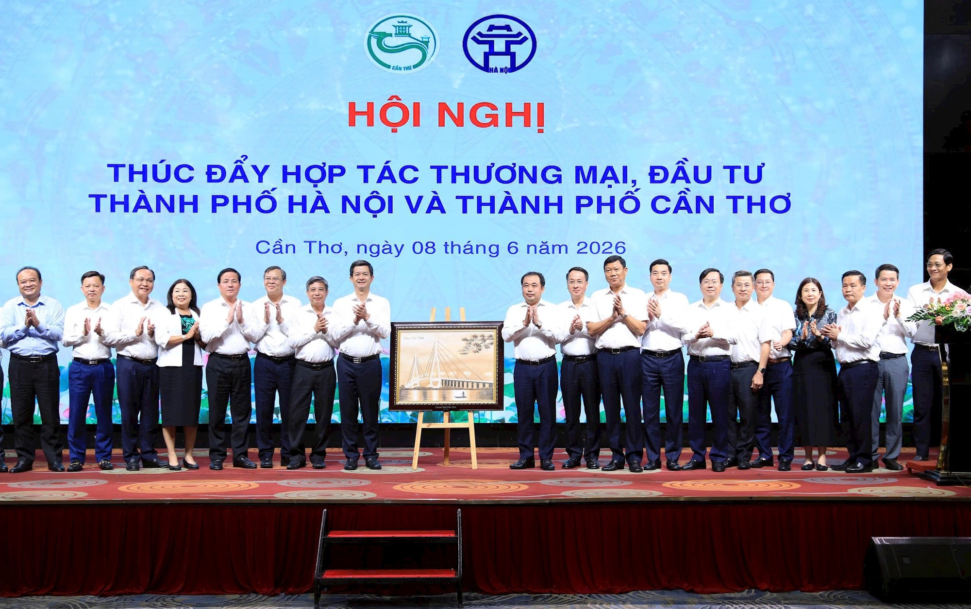 Hà Nội - Cần Thơ tăng cường thúc đẩy hợp tác thương mại, đầu tư- Ảnh 3.