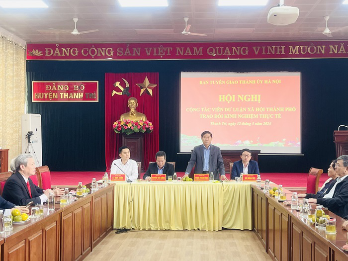 Cộng tác viên dư luận xã hội Thành phố trao đổi kinh nghiệm thực tế tại huyện Thanh Trì