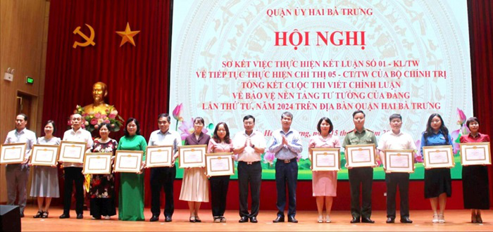 Quận Hai Bà Trưng: Hơn 11.400 bài tham gia Cuộc thi chính luận về bảo vệ nền tảng tư tưởng của Đảng, lần thứ Tư