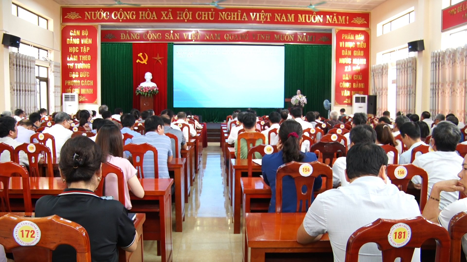 Đẩy mạnh tuyên truyền phổ biến giáo dục pháp luật về tiếp công dân, giải quyết khiếu nại tố cáo và chuyển đổi số