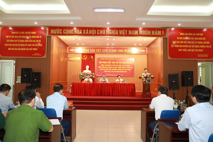Quận Hoàng Mai: Rà soát lại nhu cầu cấp giấy chứng nhận quyền sử dụng đất để giải quyết nhu cầu chính đáng của người dân