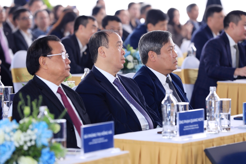 Khởi công Dự án Đầu tư xây dựng Trục đại lộ cảnh quan sông Hồng- Ảnh 1.