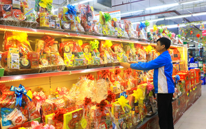 Khẩn trương khắc phục hậu quả thiên tai, phục hồi sản xuất kinh doanh, đẩy mạnh tiêu dùng, phục vụ nhu cầu Tết của Nhân dân