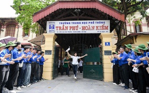Học sinh hoàn thành môn thi cuối cùng kỳ thi lớp 10 THPT