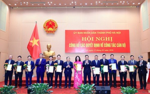 Hà Nội trao quyết định bổ nhiệm 11 cán bộ chủ chốt các đơn vị