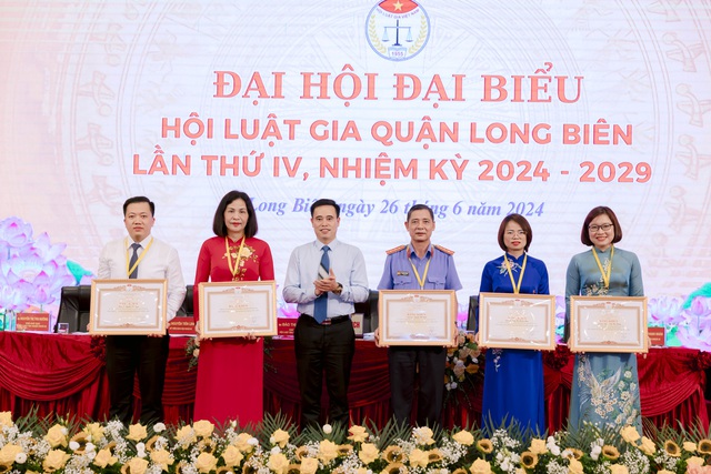 Đại hội đại biểu Hội Luật gia quận Long Biên khoá IV, nhiệm kỳ 2024-2029- Ảnh 11.