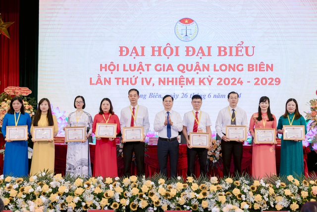 Đại hội đại biểu Hội Luật gia quận Long Biên khoá IV, nhiệm kỳ 2024-2029- Ảnh 13.