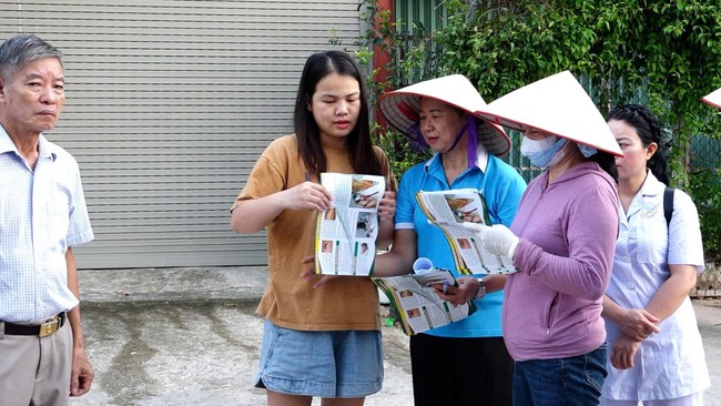 Xã Bát Tràng phát động chiến dịch tổng vệ sinh môi trường, phòng chống sốt xuất huyết- Ảnh 3.