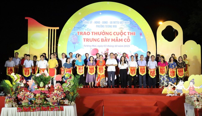 Ấn tượng “Đêm hội Trăng rằm” phường Tương Mai- Ảnh 2.