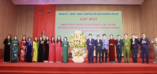 Phường Yên Sở biểu dương các điển hình tiên tiến, nhà giáo tiêu biểu- Ảnh 2.