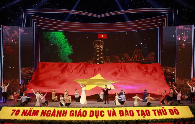 Những hình ảnh ấn tượng tại Lễ kỷ niệm 70 năm thành lập ngành Giáo dục và Đào tạo Thủ đô- Ảnh 16.