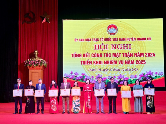 Huyện Thanh Trì tổng kết công tác Mặt trận năm 2024, triển khai nhiệm vụ năm 2025- Ảnh 6.
