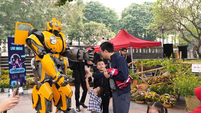 Ngắm hoa cải vàng khoe sắc cùng trợ lý ảo (AI) ngay giữa lòng Hà Nội- Ảnh 22.