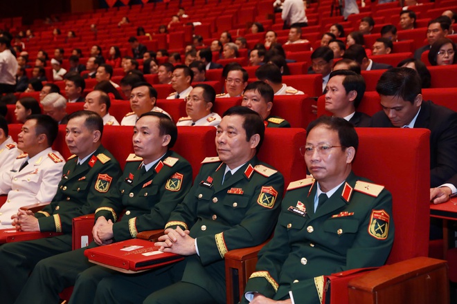 Đưa Hà Nội vươn tầm khu vực và thế giới, biểu tượng của: Hòa bình, Thịnh vượng, Bản sắc- Ảnh 2.