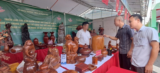 Triển lãm quảng bá, kết nối sản phẩm OCOP và làng nghề Thạch Thất- Ảnh 5.