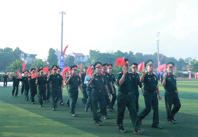 1200 người tham dự Đại hội Thể dục thể thao phường Lĩnh Nam lần thứ I- Ảnh 2.