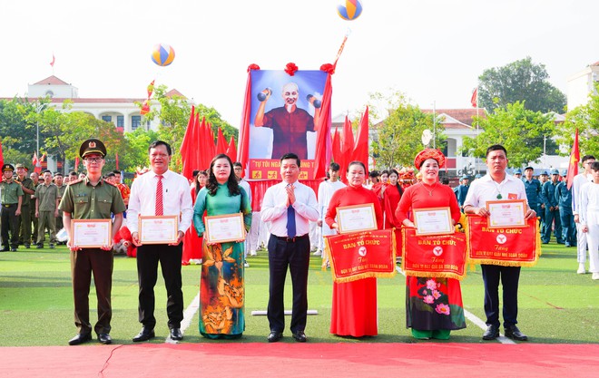 Xã Quốc Oai tưng bừng khai mạc Đại hội Thể dục Thể thao lần thứ Nhất- Ảnh 11.