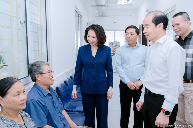 Hơn 63.000 người dân xã Quang Minh được khám, quản lý sức khỏe miễn phí- Ảnh 6.