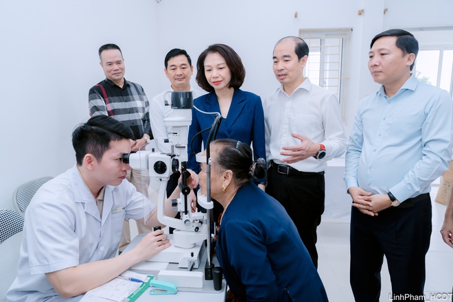 Hơn 63.000 người dân xã Quang Minh được khám, quản lý sức khỏe miễn phí- Ảnh 5.