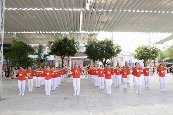 Phường Dương Nội: Lan tỏa tinh thần rèn luyện thể thao theo gương Bác Hồ vĩ đại- Ảnh 4.