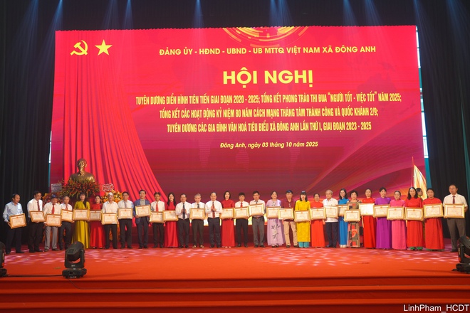 Xã Đông Anh tuyên dương nhiều điển hình tiên tiến giai đoạn 2020 - 2025- Ảnh 9.