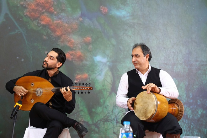 “Hành trình từ xứ sở Phượng Hoàng đến đất nước con Rồng cháu Tiên”- Ảnh 5.