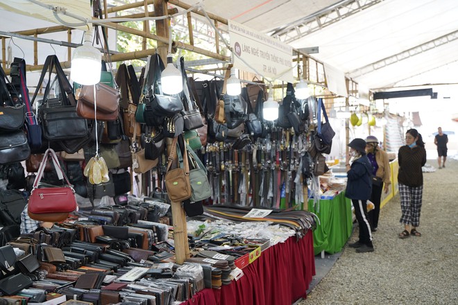 Sôi nổi các hoạt động tại Hội chợ sản phẩm làng nghề và nông sản thực phẩm an toàn năm 2025- Ảnh 8.