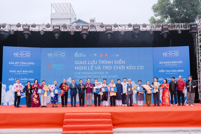 Giao lưu trình diễn Nghi lễ và trò chơi Kéo co - Di sản văn hóa phi vật thể đại diện của nhân loại- Ảnh 13.