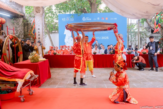 Giao lưu trình diễn Nghi lễ và trò chơi Kéo co - Di sản văn hóa phi vật thể đại diện của nhân loại- Ảnh 4.