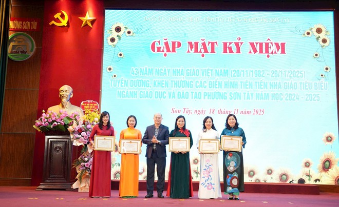 Sơn Tây tuyên dương, khen thưởng 19 tập thể, cá nhân của ngành Giáo dục- Ảnh 5.