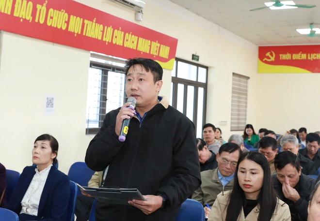 Quan tâm giải quyết tình trạng thiếu trường học, an toàn giao thông tại khu vực ngoài đê- Ảnh 1.