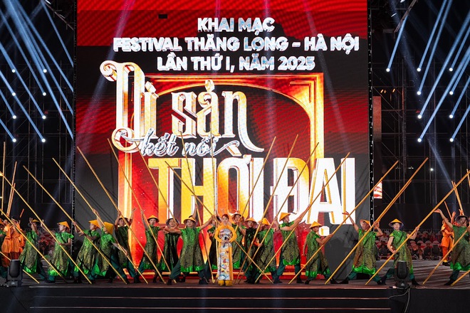 Khai mạc "Festival Thăng Long - Hà Nội lần thứ nhất năm 2025- Ảnh 7.