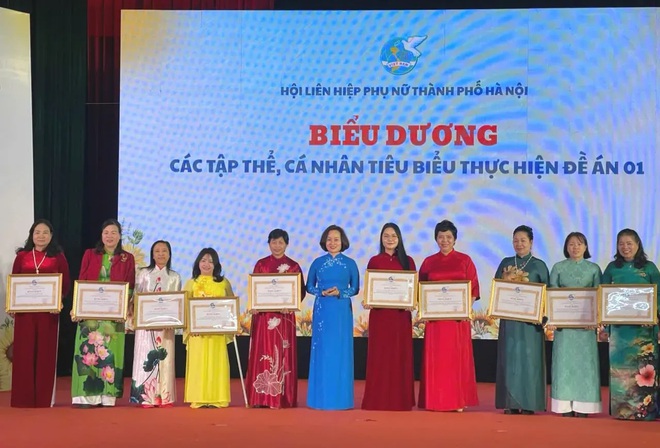 Phụ nữ Thủ đô phát huy vai trò trong xây dựng nông thôn mới và phát triển kinh tế tập thể- Ảnh 2.