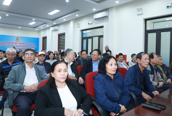 Phường Định Công gặp mặt, động viên 132 công dân khám sức khỏe nghĩa vụ- Ảnh 2.