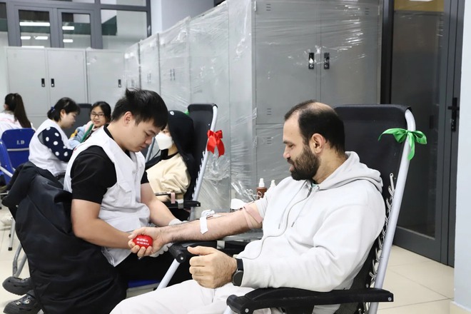 “Ngày hội Hiến máu tình nguyện năm 2025” phường Cửa Nam- Ảnh 7.