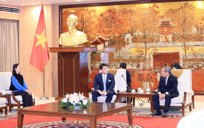 Chủ tịch UBND Thành phố Vũ Đại Thắng tiếp Thứ trưởng Bộ Đất đai, Hạ tầng, Giao thông và Du lịch Nhật Bản- Ảnh 2.