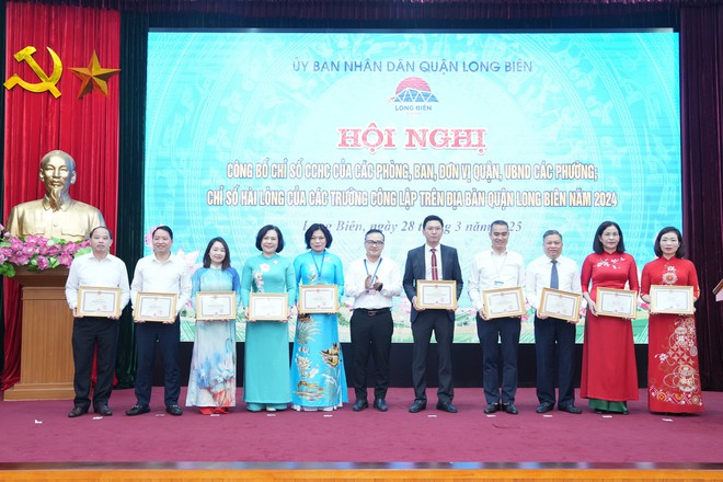 Long Biên đã có nhiều sáng tạo, đột phá để đạt được thứ hạng cao trong cải cách hành chính- Ảnh 7.