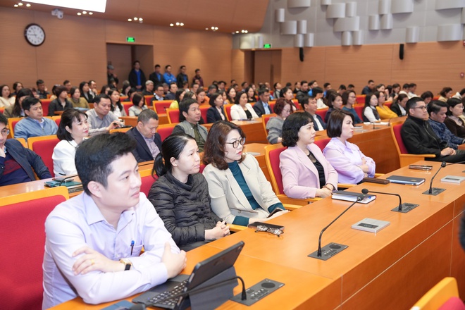 Công chức Văn phòng UBND thành phố Hà Nội tiên phong ứng dụng AI trong xử lý công việc chuyên môn- Ảnh 7.