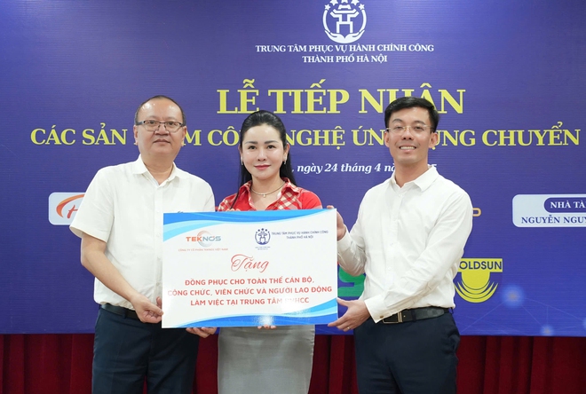 Trung tâm Phục vụ hành chính công Thành phố tiếp nhận các sản phẩm công nghệ ứng dụng Chuyển đổi số- Ảnh 5.
