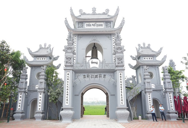 Long Biên gắn biển công trình chào mừng kỷ niệm 50 năm ngày Giải phóng miền Nam, thống nhất đất nước- Ảnh 9.