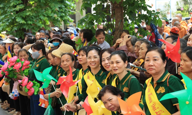 Chiêm bái Xá lợi Phật Thích Ca Mâu Ni - Bảo vật quốc gia Ấn Độ tại Hà Nội- Ảnh 6.