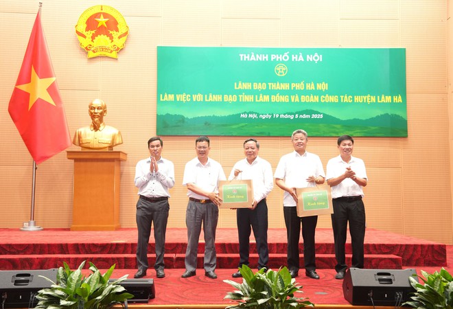 Thành phố Hà Nội và huyện Lâm Hà, tỉnh Lâm Đồng - 38 năm nghĩa tình bền chặt- Ảnh 12.