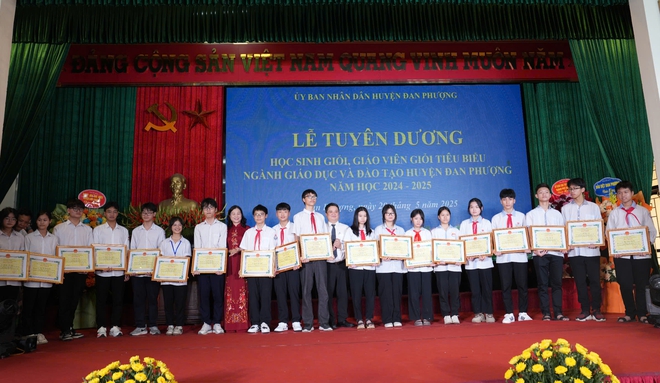 Đan Phượng: Những "ngôi sao tri thức" tỏa sáng năm học 2024-2025- Ảnh 6.