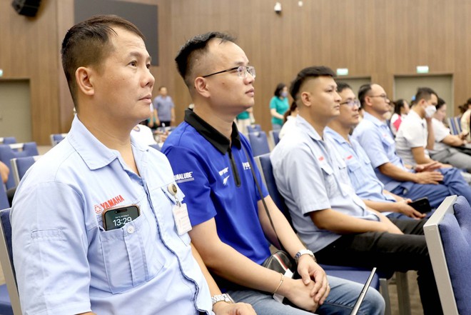 Chủ tịch UBND Thành phố Trần Sỹ Thanh gặp gỡ, đối thoại với công nhân- Ảnh 7.