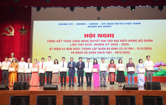 Ba Đình tổng kết thực hiện Nghị quyết Đại hội Đảng bộ quận lần thứ XXVI- Ảnh 6.