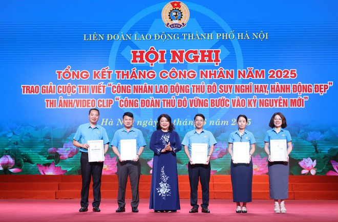 Hơn 2.200 công nhân có hoàn cảnh khó khăn được hỗ trợ trong Tháng Công nhân 2025- Ảnh 3.