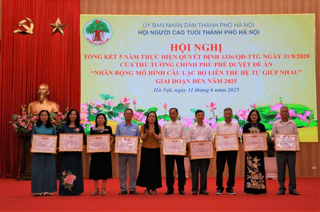 Biểu dương khen thưởng 34 tập thể, cá nhân người cao tuổi có thành tích xuất sắc- Ảnh 4.