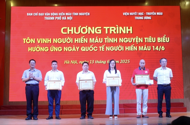 Tôn vinh người hiến máu tiêu biểu: Lan tỏa nghĩa cử cao đẹp, khơi dậy tinh thần nhân ái cộng đồng- Ảnh 2.