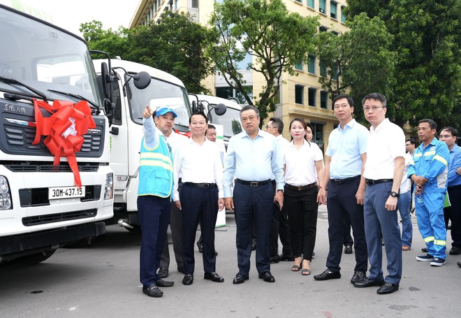 Hà Nội tiên phong vận hành thiết bị vệ sinh môi trường hiện đại tại 4 quận nội đô- Ảnh 7.