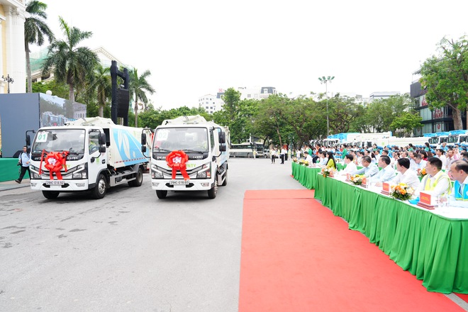 Hà Nội tiên phong vận hành thiết bị vệ sinh môi trường hiện đại tại 4 quận nội đô- Ảnh 5.